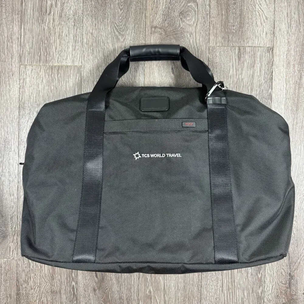 Tumi Alpha Corporate Collection Travel Duffle Duffel Bag Nylon 22249DE